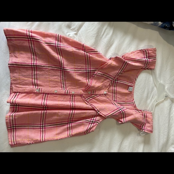 Old Navy Tops - Women’s large cap sleeve shirt